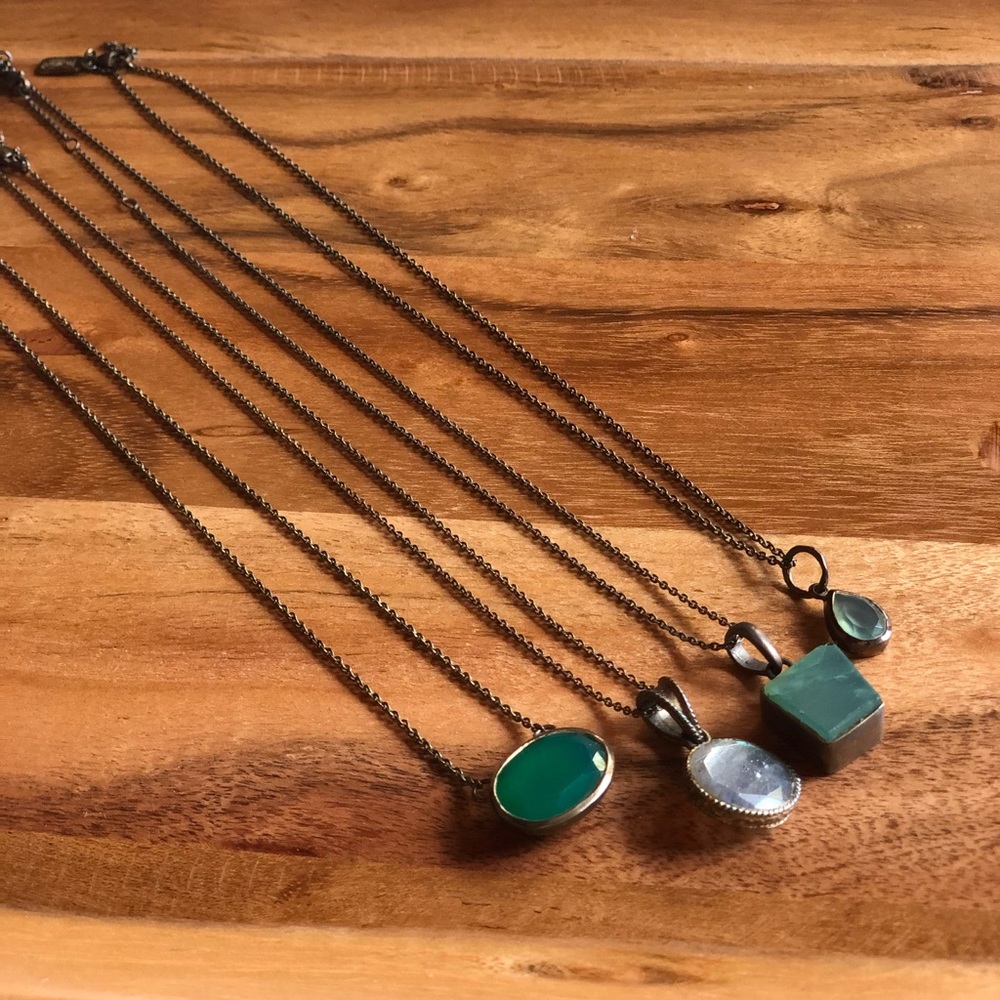 Baroni | Green Emerald & .925 Silver Necklace - Picture 12 of 13